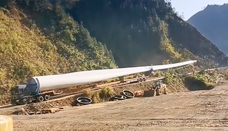 8 Axle 56m Extendable Blade Trailer will be sent to Vietnam