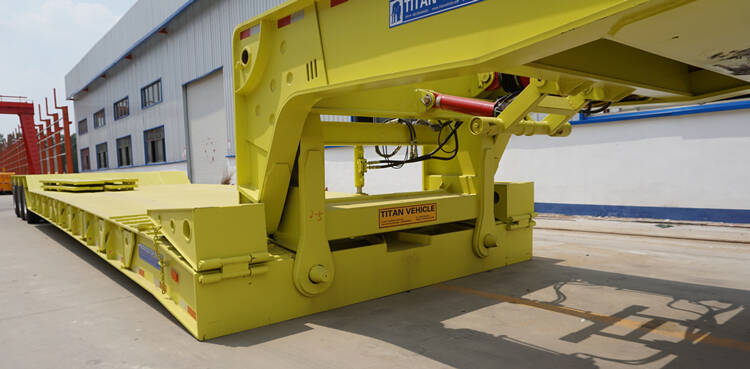 3 Lines 6 Axles Detachable Gooseneck Trailer for Sale in Angola