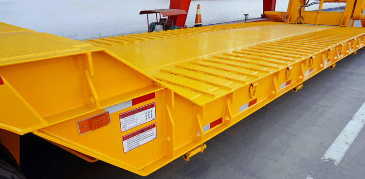 3 Axle 70 Ton Lowboy Trailer For Sale In Uruguay