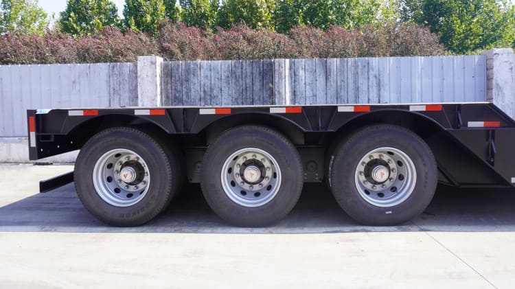 Heavy Duty Removable Lowboy Gooseneck Trailer for Sale in Ghana  